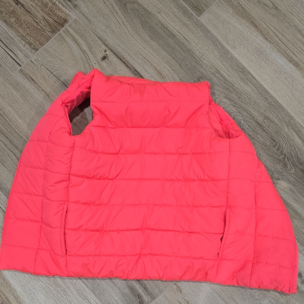 Puma Youth Coral Quilted Vest Size 10/12 - Picture 4 of 6